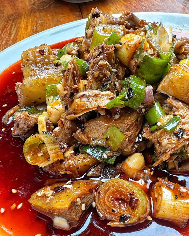 便饭”价格划算味道巴适本地人的食堂！PG电子麻将胡了成都老城区的“家常(图3)