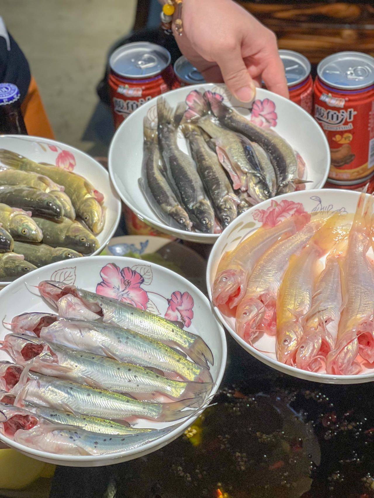 么大家都说餐饮火锅适合年轻人创业？PG电子麻将胡了试玩【马河坎】为什(图5)